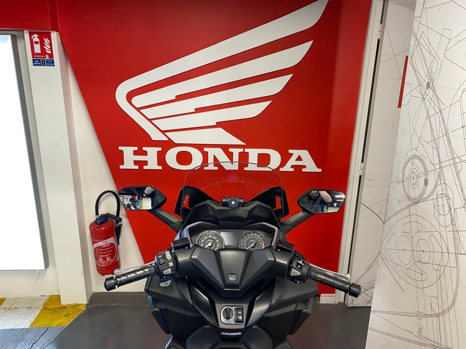 HONDA NSS FORZA 125 4