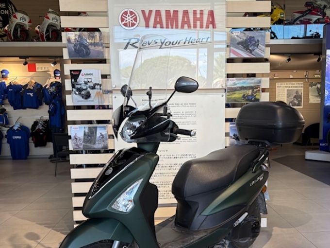 YAMAHA D'ELIGHT 125 FAIBLE KILOMETRAGE 1ERE MAIN 4