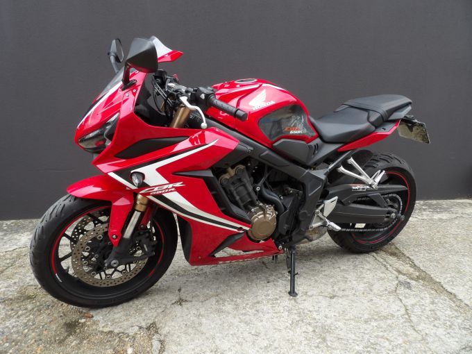HONDA CBR 650  R 4