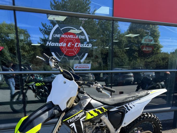 TRIUMPH TF 250-X 4