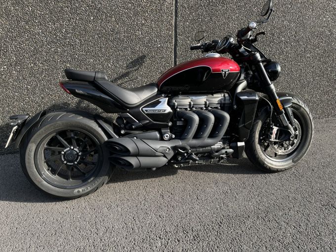 TRIUMPH ROCKET 3 R 4