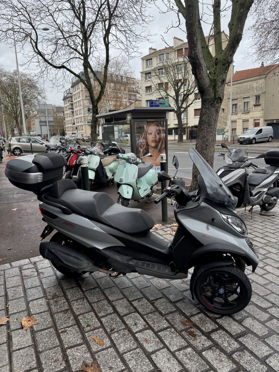 PIAGGIO MP3 350 ABS/ASR 4