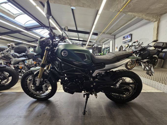 BENELLI LEONCINO 800 T 4
