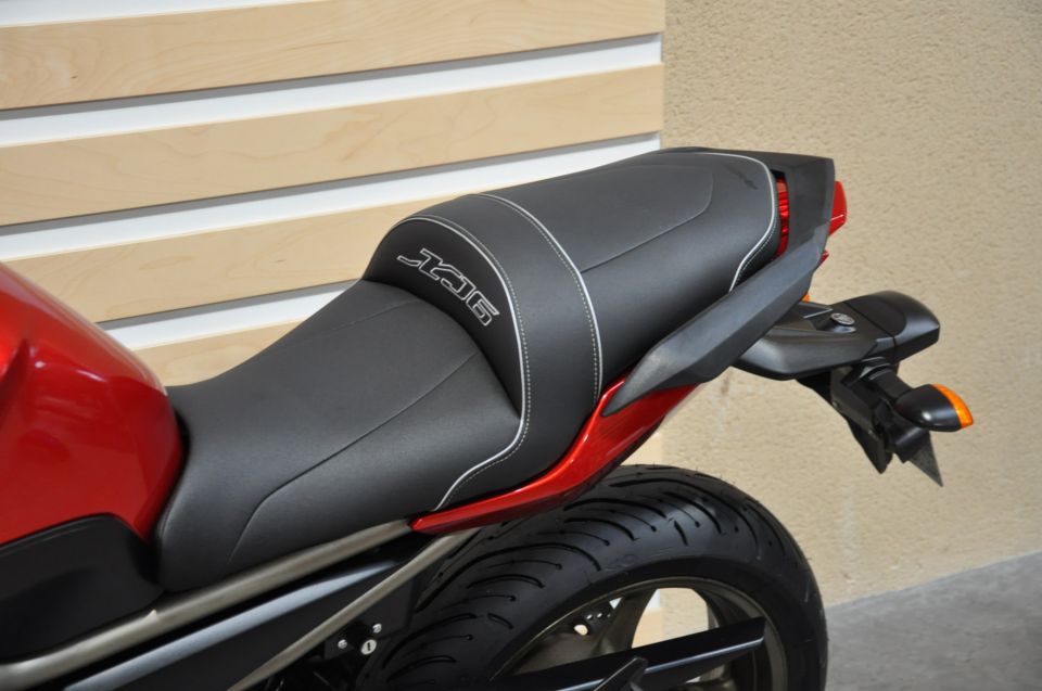 YAMAHA XJ6-F DIVERSION 4