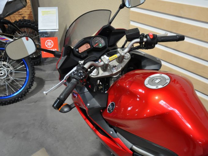 YAMAHA XJ6 diversion 4