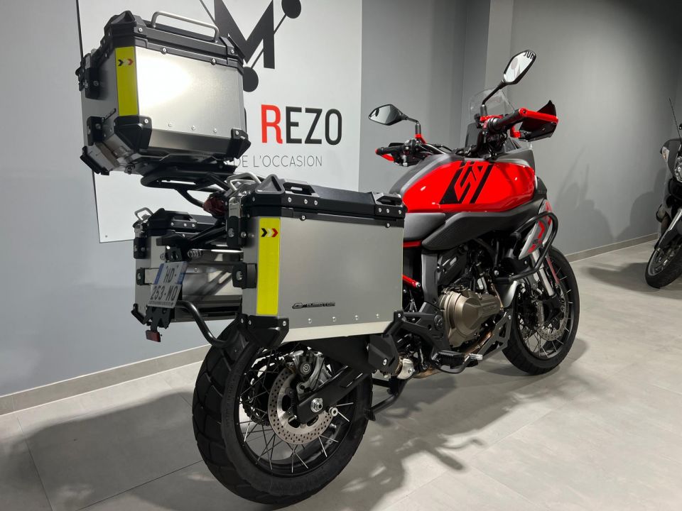 QJ MOTOR SRT 600 SX 4