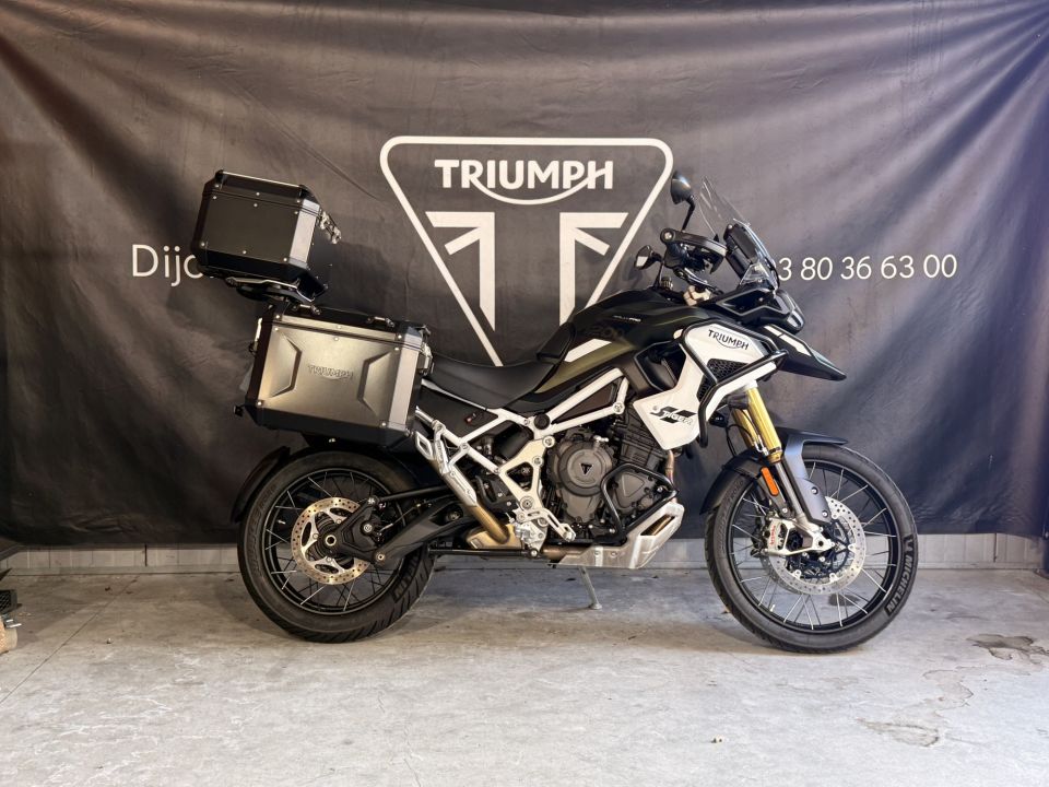 TRIUMPH TIGER 1200 RALLY PRO 4