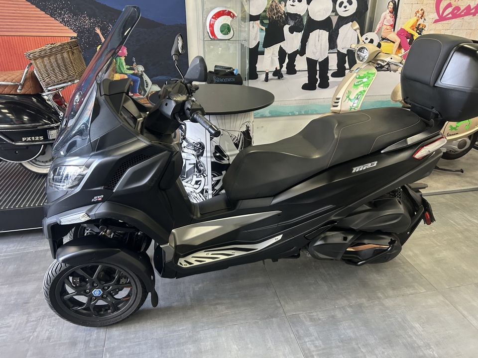 PIAGGIO MP3 530 HPE EXCLUSIVE 4