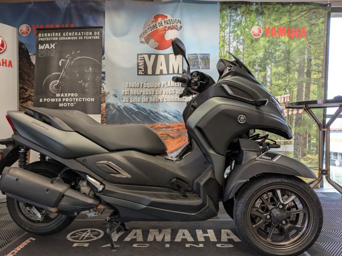 YAMAHA TRICITY 300 4