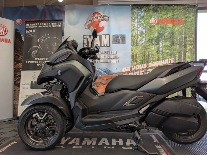 YAMAHA TRICITY 300 4