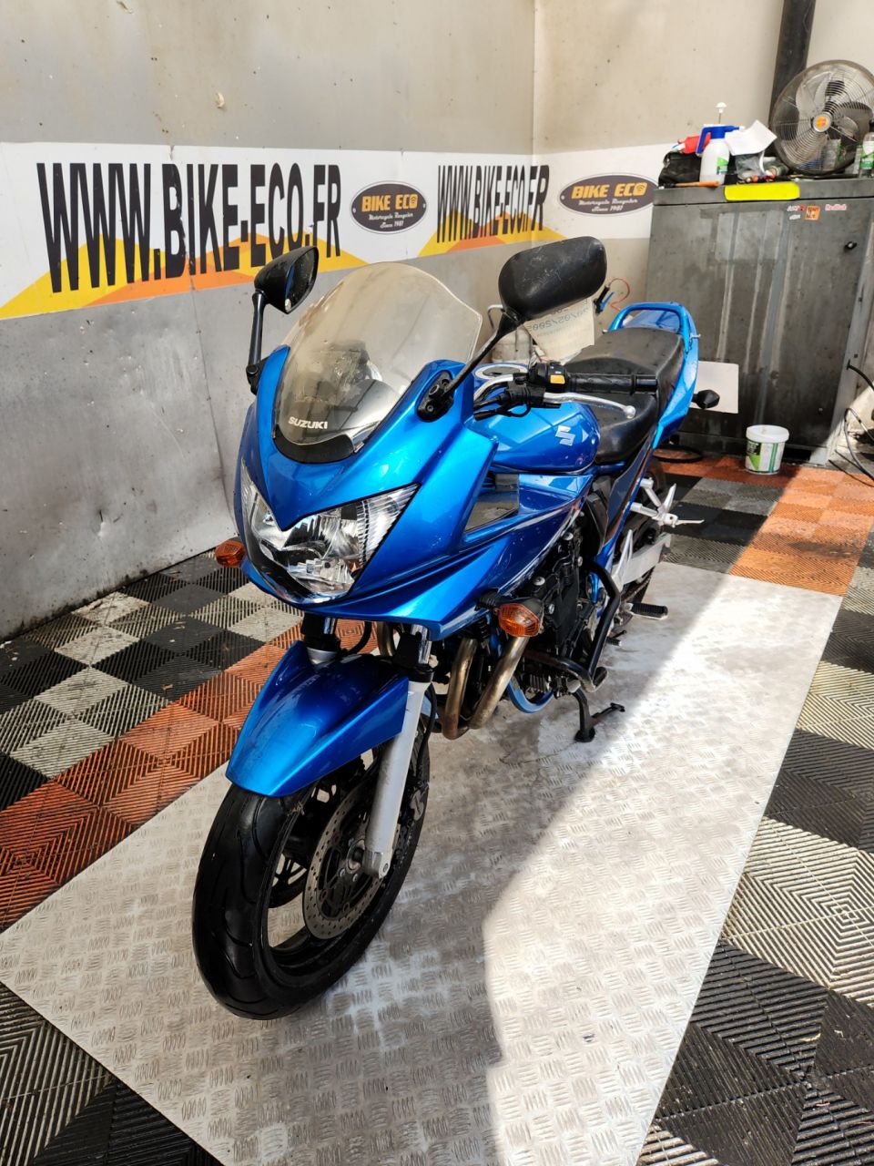 SUZUKI GSF 650 S BANDIT 4
