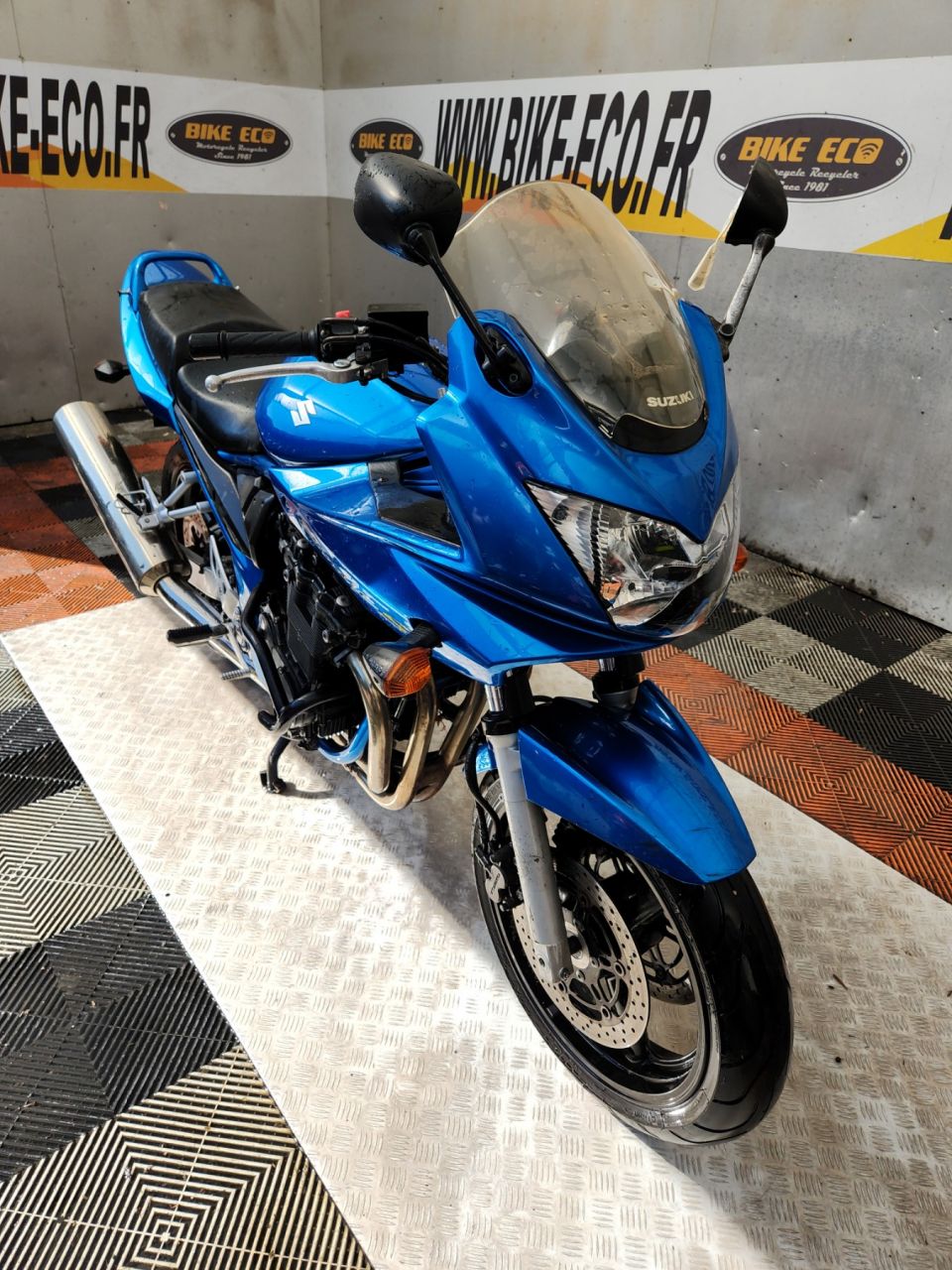 SUZUKI GSF 650 S BANDIT 4