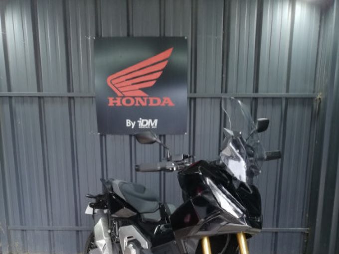 HONDA X-ADV 750 4