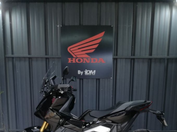 HONDA X-ADV 750 4