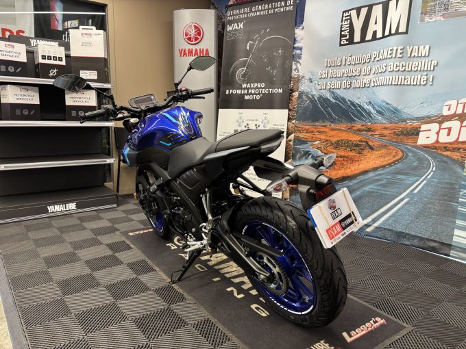 YAMAHA MT-125 ABS 4