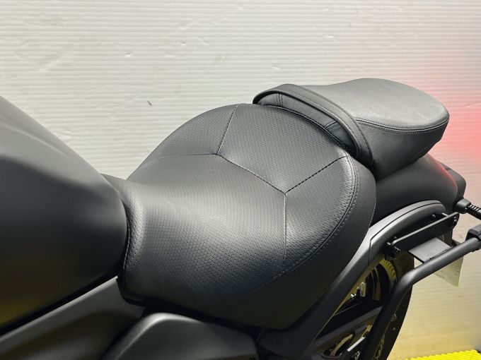 KAWASAKI VULCAN 650 S 4