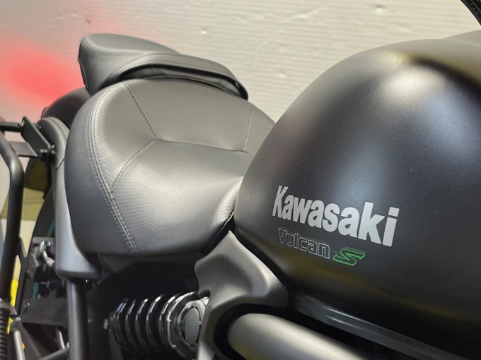 KAWASAKI VULCAN 650 S 4