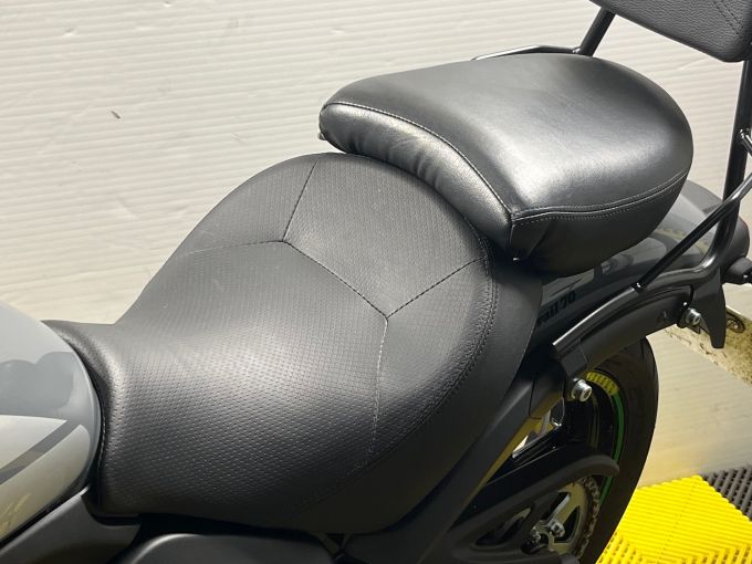KAWASAKI VULCAN 650 S 4