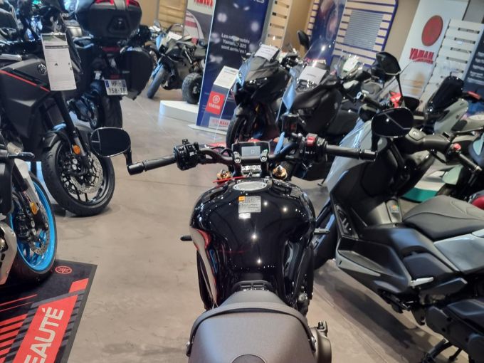 YAMAHA XSR 900 35KW 4