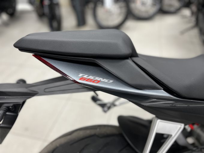 APRILIA TUONO 660 4