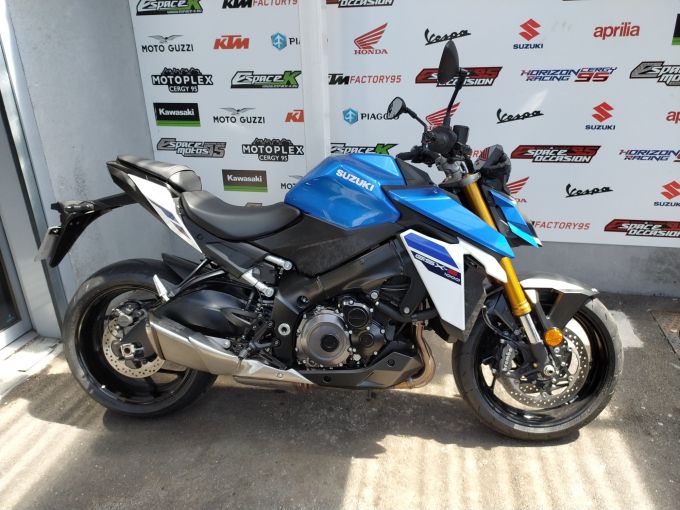 SUZUKI GSX-S 1000 4