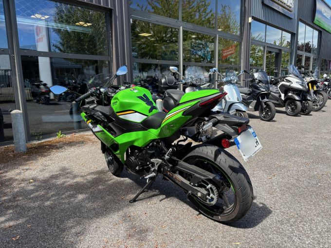 KAWASAKI Ninja 500 SE 4