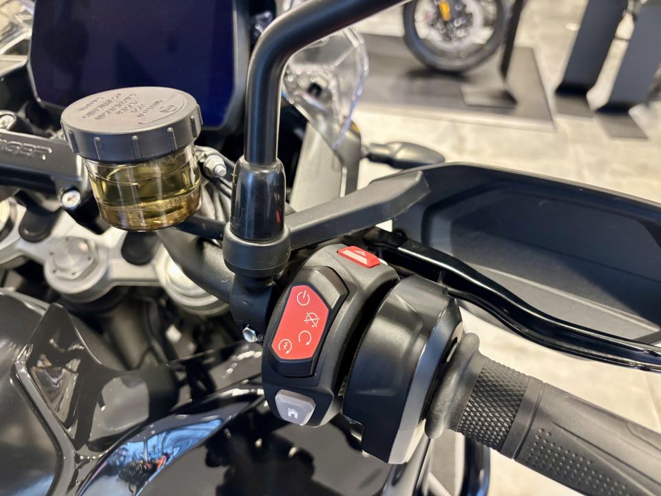 TRIUMPH TIGER 1200 GT PRO 4