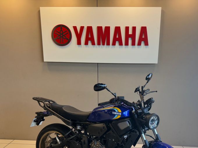 YAMAHA XSR 700 4
