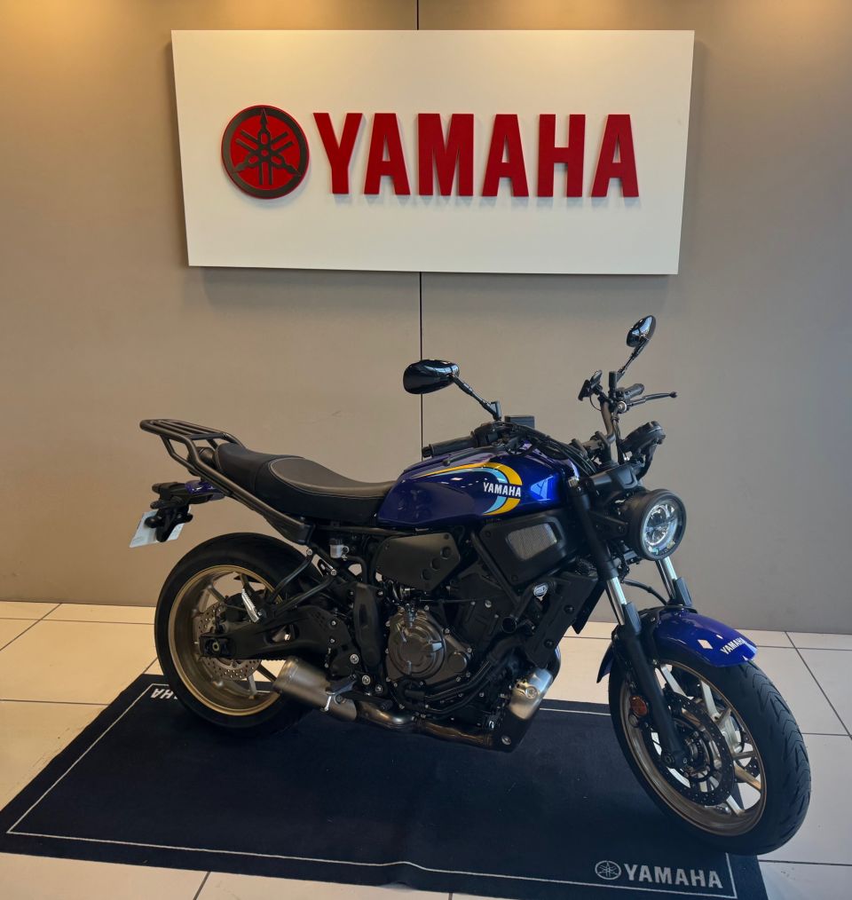YAMAHA XSR 700 4