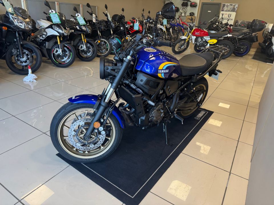 YAMAHA XSR 700 4