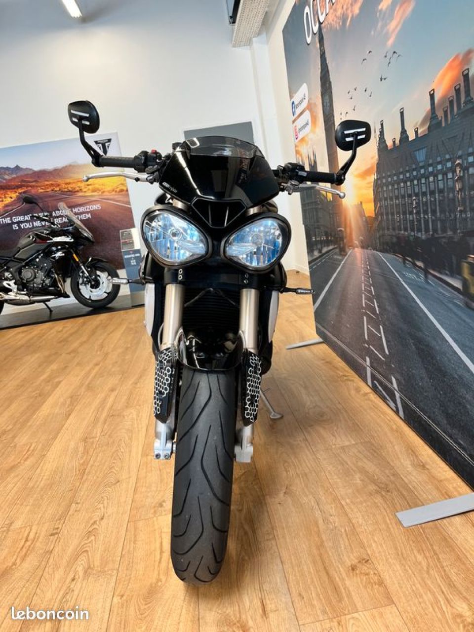 TRIUMPH SPEED TRIPLE 1050 S  4