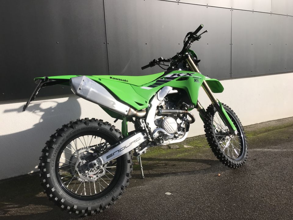 KAWASAKI KX 4