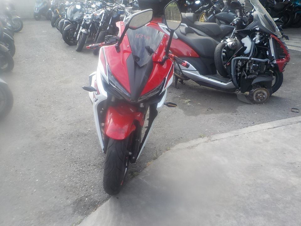HONDA CBR 500 R 4