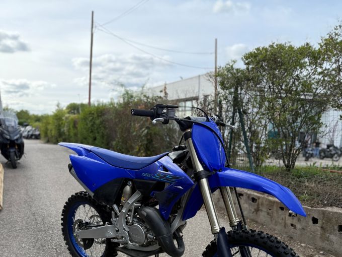 YAMAHA YZ 125 4