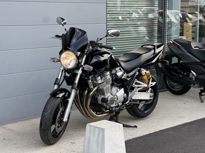 YAMAHA XJR 1300 4