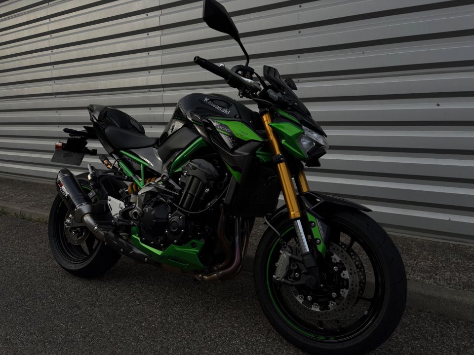 KAWASAKI Z900 SE 4