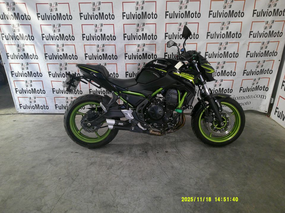 KAWASAKI Z650 - Z650 4