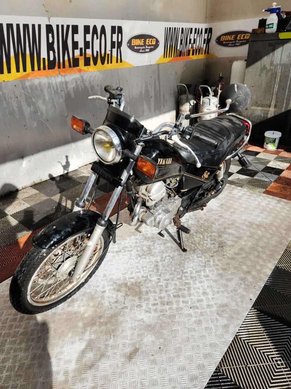 YAMAHA SR 125 4