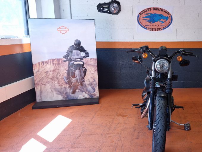 HARLEY-DAVIDSON SPORTSTER IRON 883 ABS 4
