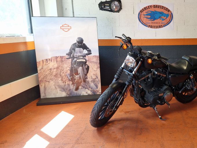 HARLEY-DAVIDSON SPORTSTER IRON 883 ABS 4