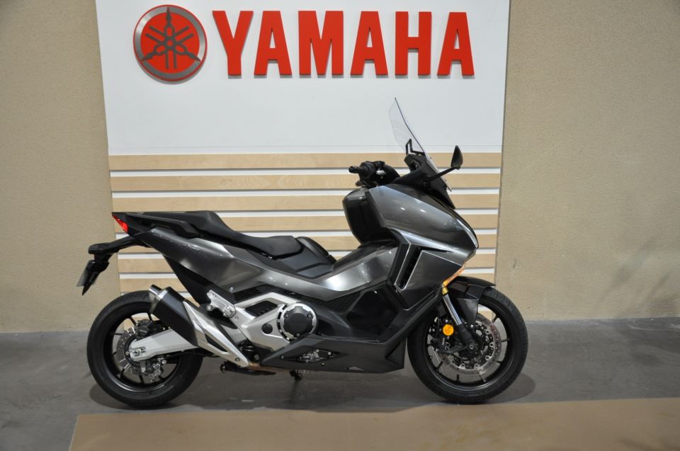 HONDA NSS FORZA 750 4