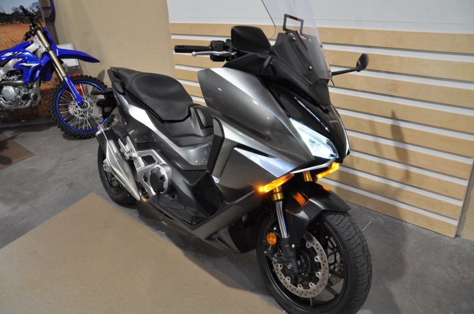 HONDA NSS FORZA 750 4