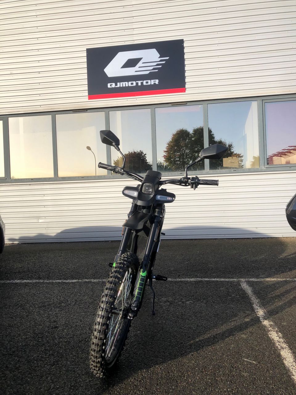 QJ MOTOR Q2 MOONRIDE 4