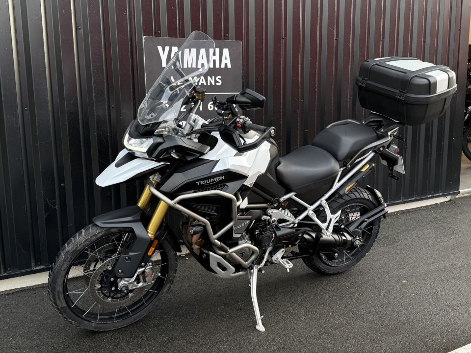 TRIUMPH TIGER 1200 RALLY EXPLORER 4