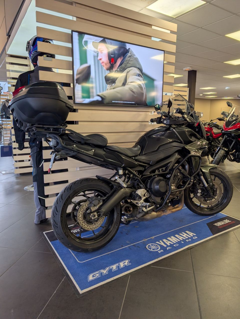YAMAHA MT-09 TRACER 4