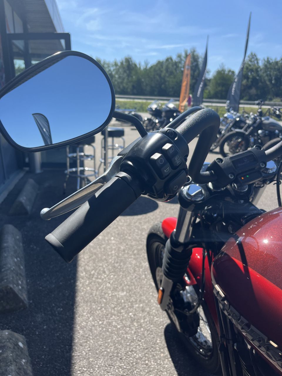 HARLEY-DAVIDSON SOFTAIL STREET BOB 1745 4