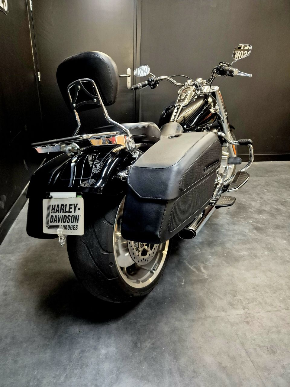 HARLEY-DAVIDSON SOFTAIL FAT BOY 1868 4