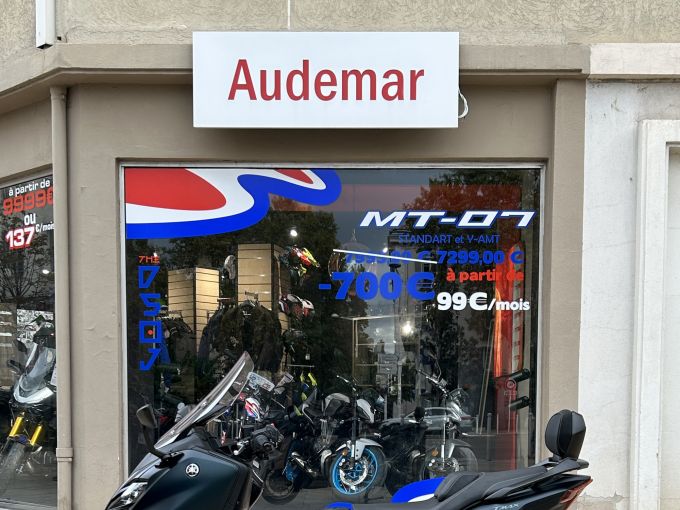 YAMAHA XP T-MAX 560 TECH MAX 4