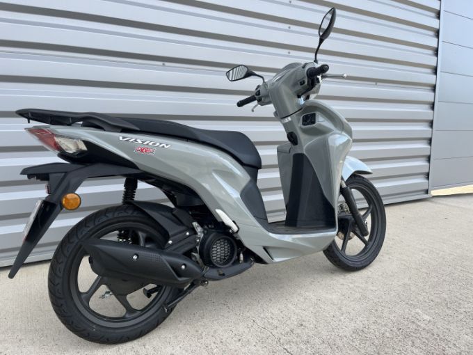 HONDA VISION 110 4