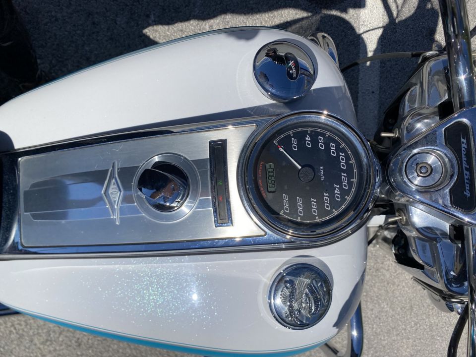 HARLEY-DAVIDSON TOURING ROAD KING 1688 CLASSIC 4